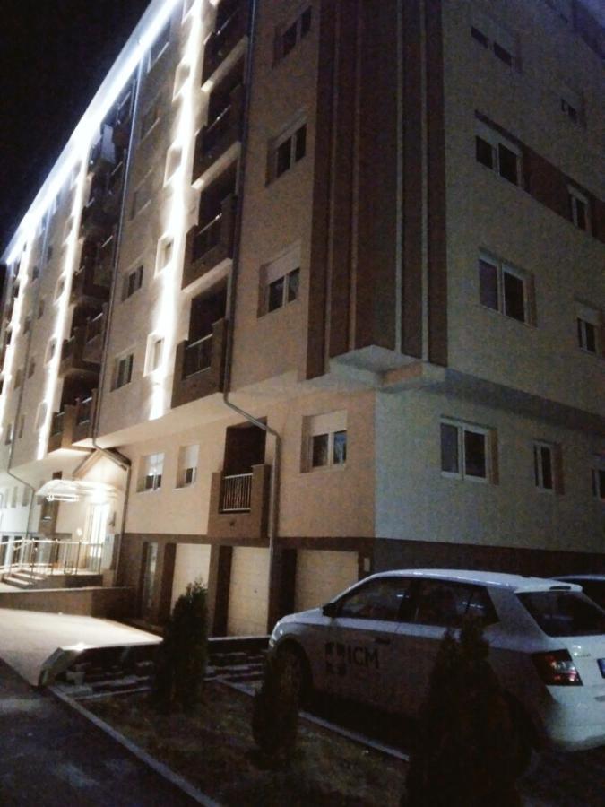 Skyline Apartment Bijeljina Esterno foto